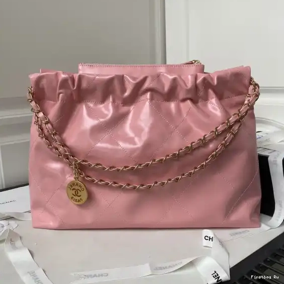Firstbag Ru -30×45×8cm CHANEL 22 HANDBAG 0704